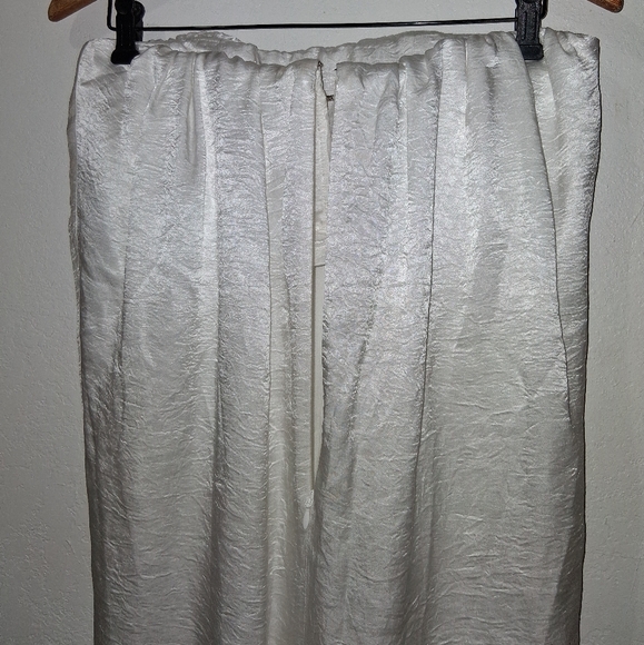 ANNA OCTOBER White Tiana Crinkled Dress - Picture 11 of 15